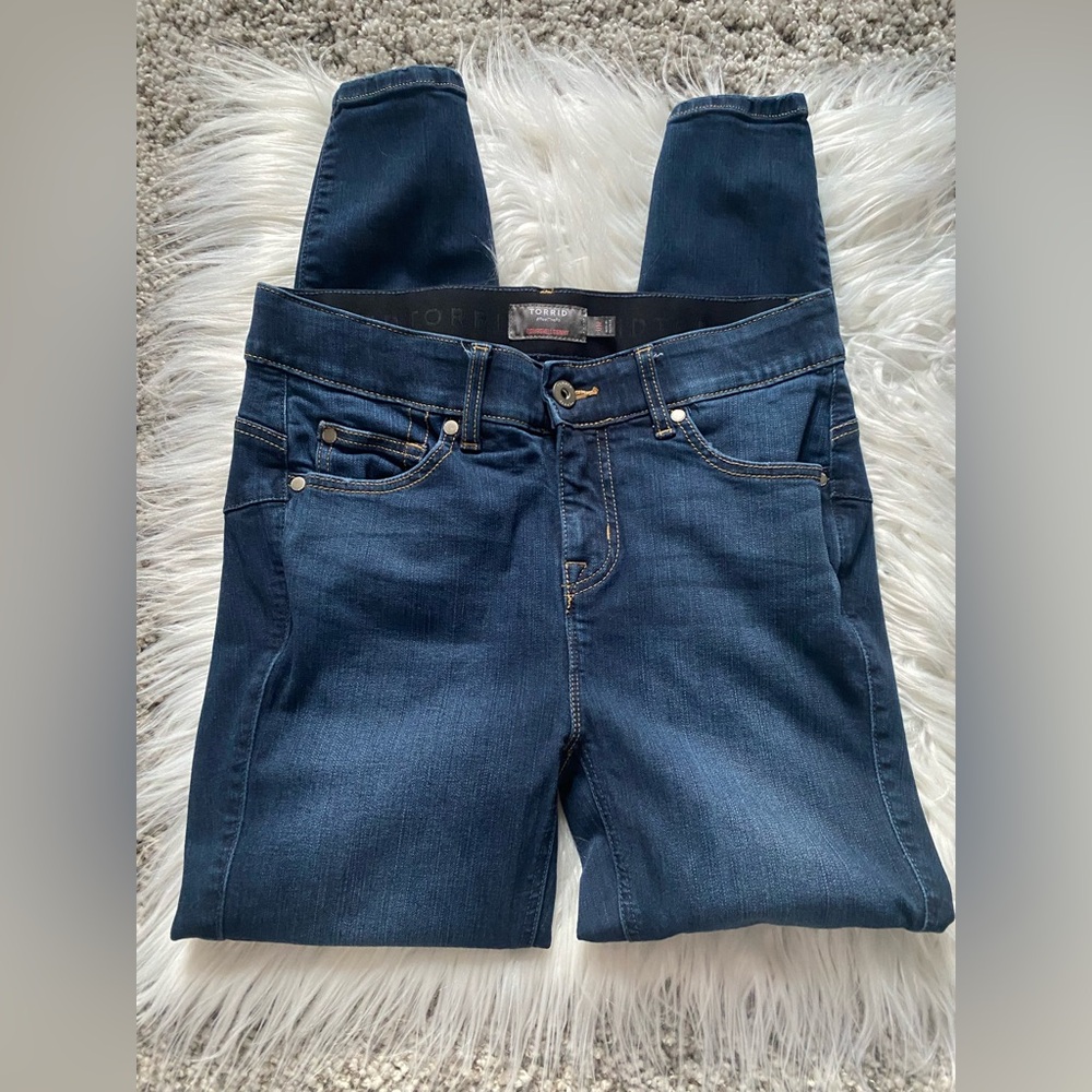 Torrid Bombshell Skinny